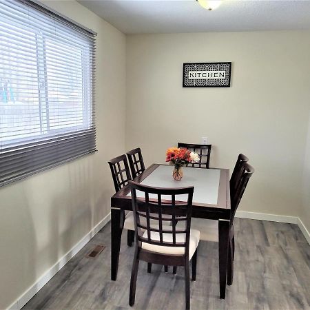 Cozy 4 Bedroom Townhouse - Peaceful Feel Of Home 위니펙 외부 사진